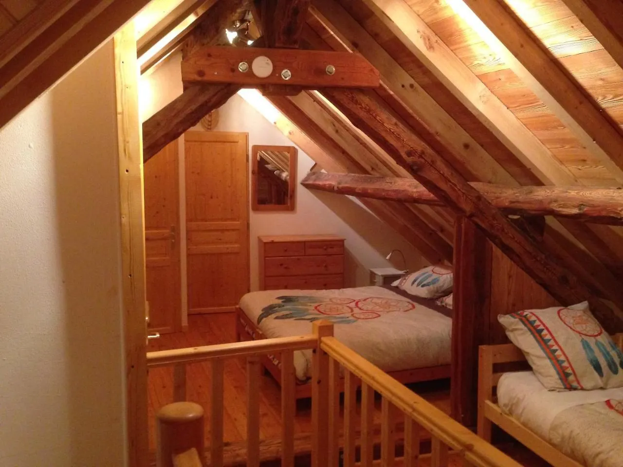 Coins Du Monde Bed & Breakfast Chateauroux-les-Alpes 0*,