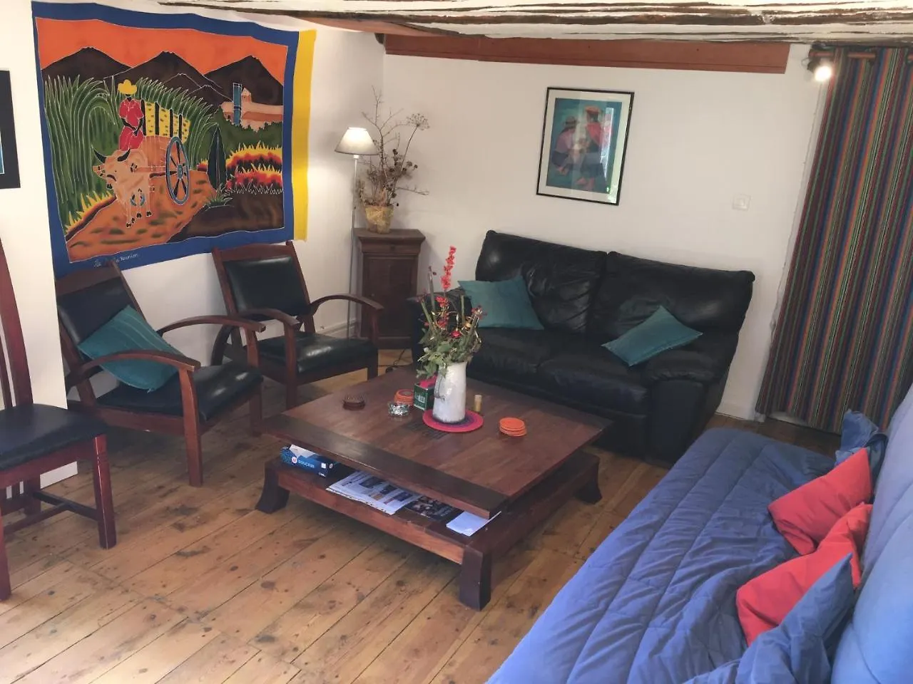 Coins Du Monde Bed & Breakfast Chateauroux-les-Alpes